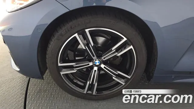 2022 BMW 4 Series (G22) 420i M Sport Convertible Sold VIN WBA71AT03NCJ38065 – engine bay