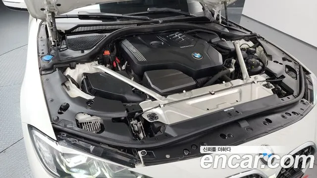 2021 BMW 4Series (G22) 420i M Sport Convertible Sold VIN WBA71AT0XMCG39665 – trunk area