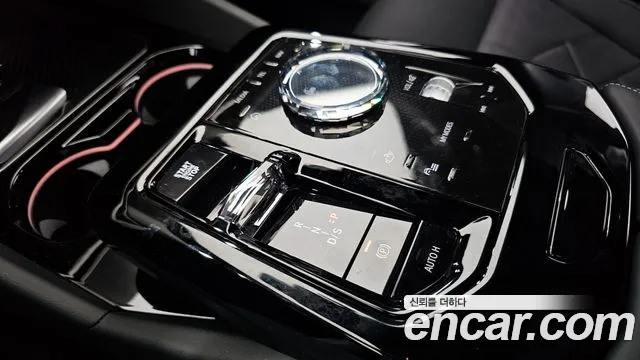 2025 BMW 5Series (G60) 530e M Sport Sold VIN WBA71FJ06SCV21302 – photo 29