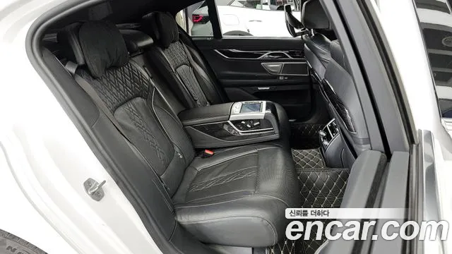 2018 Bmw 7series (G11) 730d Xdrive M Sport Sold VIN WBA7C4104JG947723 – front exterior