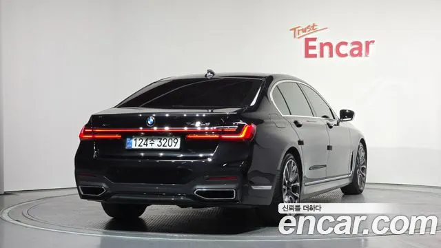 2022 BMW 7 Series (G11) 730Ld xDrive M Sport Sold VIN WBA7J4103NCK68643 – photo 15