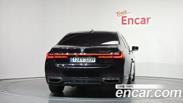 2022 BMW 7 Series (G11) 730Ld xDrive M Sport Sold VIN WBA7J4103NCK68643 – photo 25