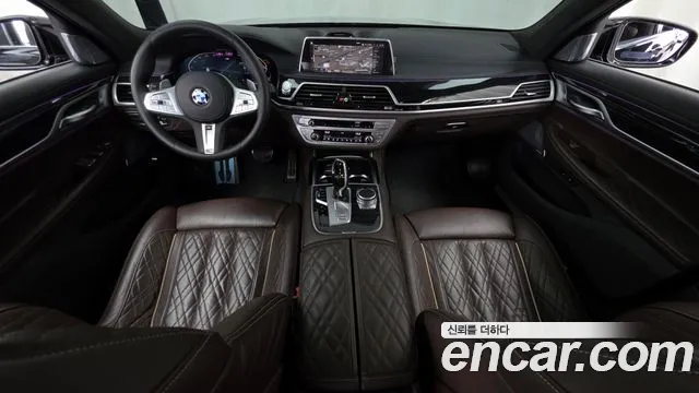2022 BMW 7 Series (G11) 730Ld xDrive M Sport Sold VIN WBA7J4103NCK68643 – photo 33