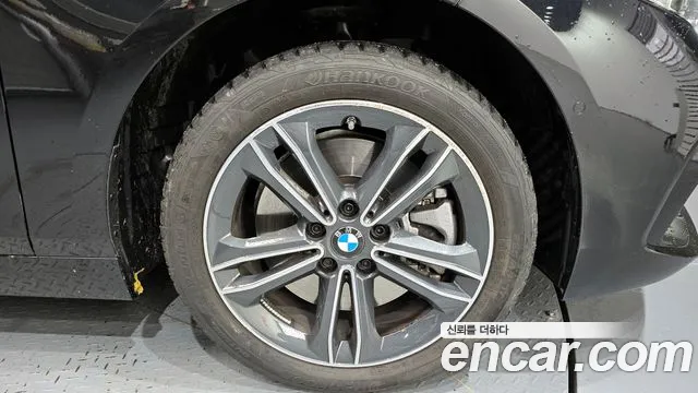 2024 BMW 1 Series (F40) 120i Sports VIN WBA7L7105R7P23504