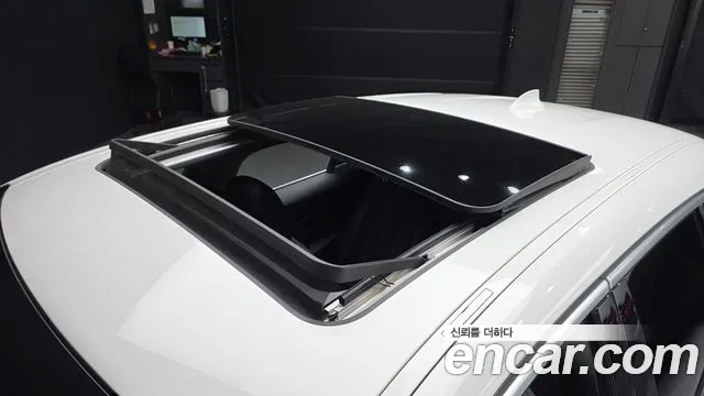 2020 BMW 1Series (F40) 118d Sport Sold VIN WBA7M9109L7F76123 – interior seats