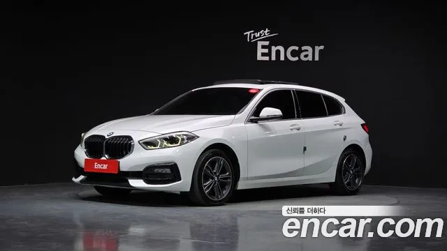 2020 BMW 1Series (F40) 118d Sport Sold VIN WBA7M9109L7F76123 – trunk area