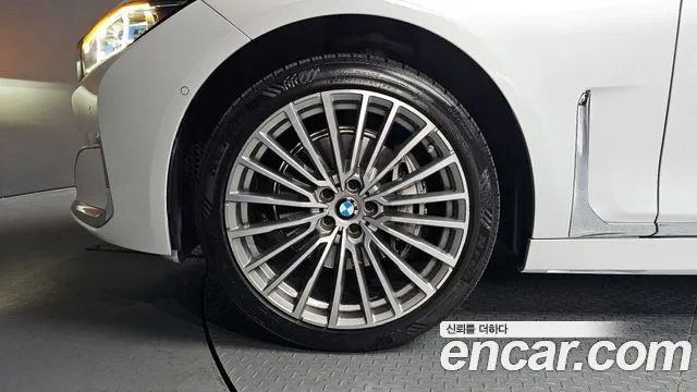 2022 BMW 7 Series (G11) 740i Design Pure Excellence Sold VIN WBA7R2101NCJ26238 – photo 24