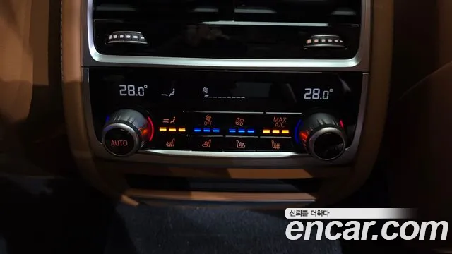 2021 BMW 7 Series (G11) 740i M Sport Sold VIN WBA7R210XMCH14107 – rear exterior
