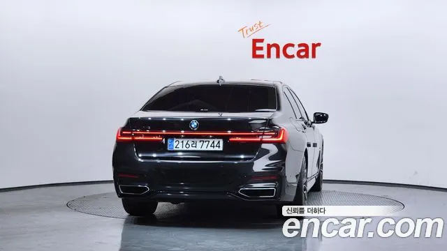 2020 BMW 7 Series (G11) 740d xDrive M Sport Sold VIN WBA7S6107LBM59476 – photo 16