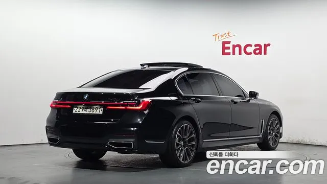2020 BMW 7 Series (G11) 740Li xDrive M Sport Package Sold VIN WBA7T4108LGM53996 – photo 17