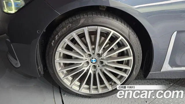 2020 Bmw 7series (G11) 730ld Xdrive Design Pure Excellence Sold VIN WBA7V4108LBM64133 – front exterior 2020 Bmw 7series (G11) 730ld Xdrive Design Pure Excellence Sold VIN WBA7V4108LBM64133 – front exterior