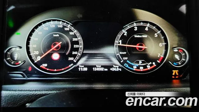 2018 BMW 3Series (F30) 320i M Sport Sold VIN WBA8A9101JAH11088 – photo 22