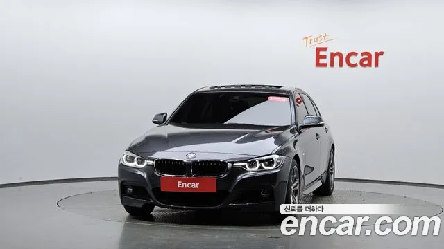 2018 BMW 3Series (F30) 320i M Sport Sold VIN WBA8A9102JK884416 – photo 32