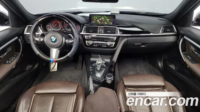 2018 BMW 3Series (F30) 320i M Sport Sold VIN WBA8A9108JAD29642 – photo 13