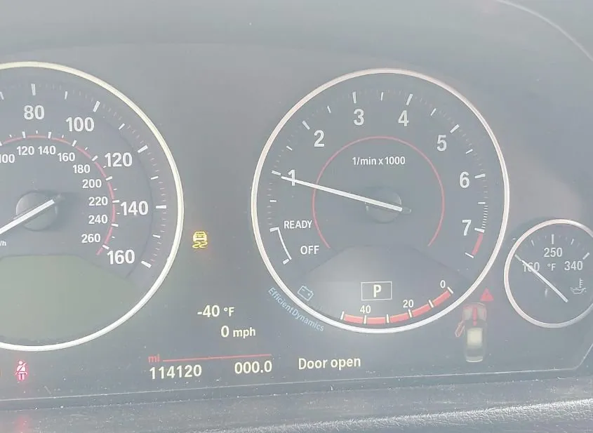 2017 BMW 340i Used VIN WBA8B3G39HNU36212 – trunk area