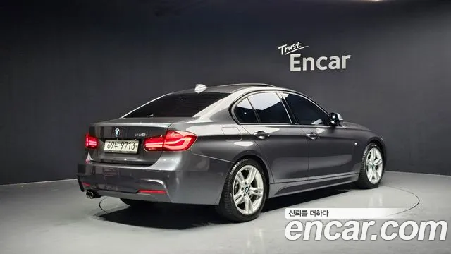 2018 BMW 3 Series (F30) 330i M Sport Shadow Sold VIN WBA8B9103JA826334 – photo 20 2018 BMW 3 Series (F30) 330i M Sport Shadow Sold VIN WBA8B9103JA826334 – photo 20