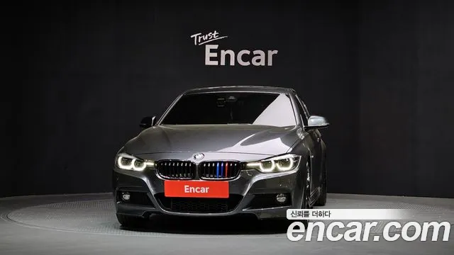 2018 BMW 3 Series (F30) 330i M Sport Shadow Sold VIN WBA8B9109JA826399 – exterior detail 2018 BMW 3 Series (F30) 330i M Sport Shadow Sold VIN WBA8B9109JA826399 – exterior detail