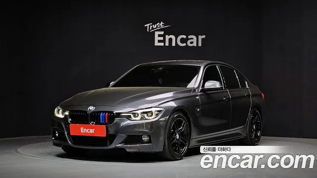 2018 BMW 3 Series (F30) 330i M Sport Shadow Sold VIN WBA8B9109JA826399 – photo 19 2018 BMW 3 Series (F30) 330i M Sport Shadow Sold VIN WBA8B9109JA826399 – photo 19