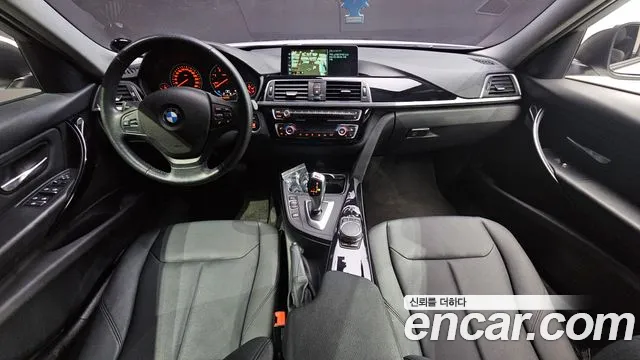 2017 BMW 3Series (F30) 320d Sold VIN WBA8C5100HA070462 – photo 13