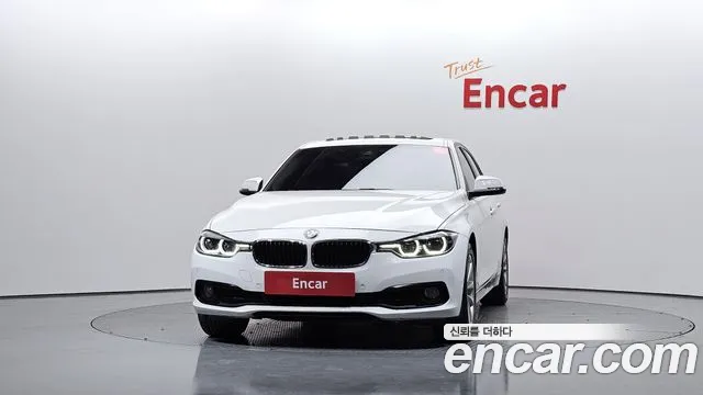 2017 BMW 3Series (F30) 320d Sold VIN WBA8C5100HK857289 – dashboard