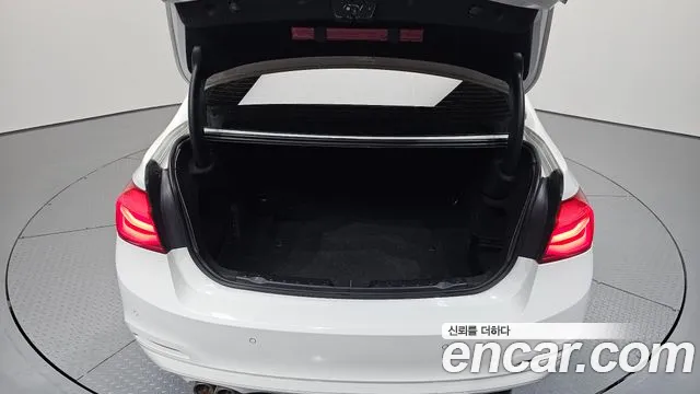 2017 BMW 3Series (F30) 320d Sold VIN WBA8C5100HK857289 – undercarriage