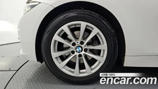 2017 BMW 3Series (F30) 320d Sold VIN WBA8C5100HK857289 – odometer reading