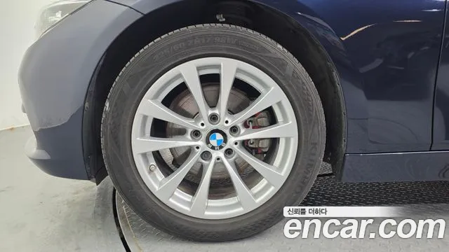 2017 BMW 3Series (F30) 320d Sold VIN WBA8C5105HK857529 – photo 17