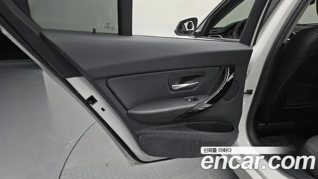 2017 BMW 3Series (F30) 320d Sold VIN WBA8C5106HA068960 – photo 18