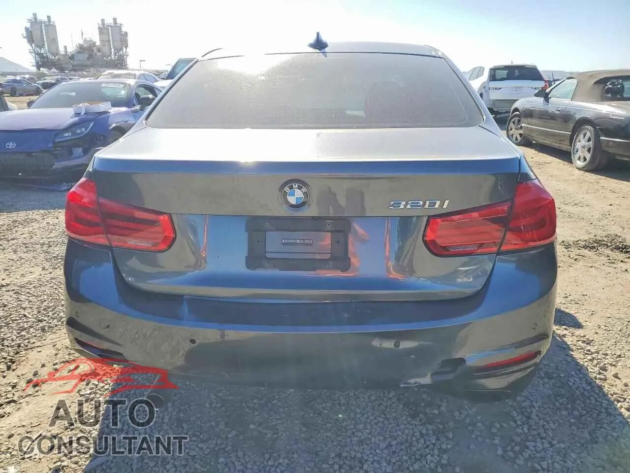 2017 BMW 3 SERIES Damaged VIN WBA8E1G52HNU13657 – engine bay