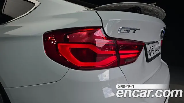 2019 BMW 3 Series GT (F34) GT 320d Luxury Sold VIN WBA8T3105KGB25693 – photo 19