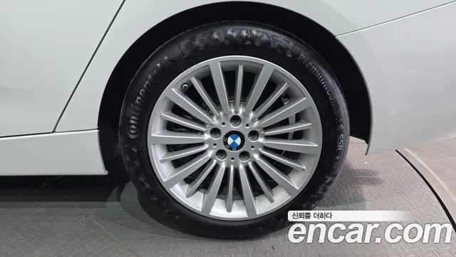 2019 BMW 3 Series GT (F34) GT 320d Luxury Sold VIN WBA8T3105KGB25693 – photo 24