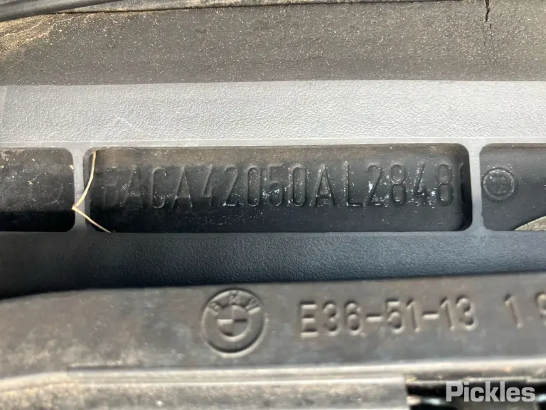 1992 BMW 3 Series Damaged VIN WBACA42050AL28486 – undercarriage