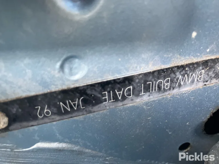 1992 BMW 3 Series Damaged VIN WBACA42050AL28486 – photo 19