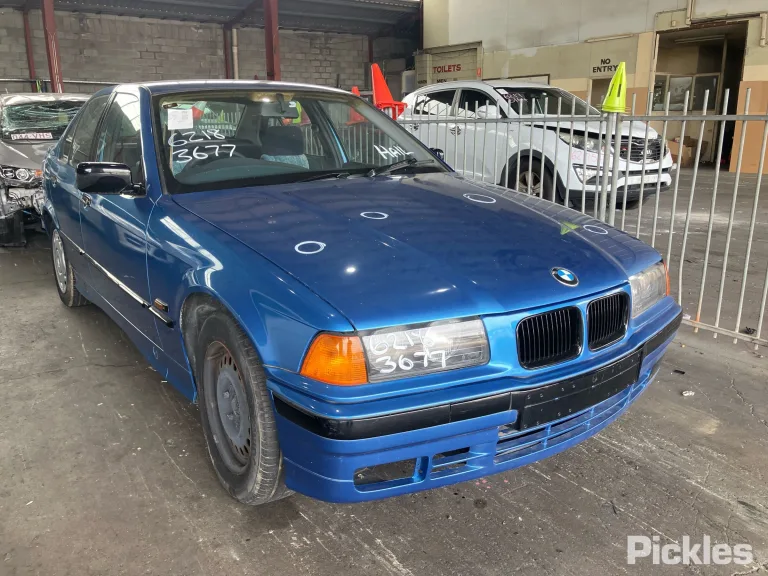 1992 BMW 3 Series Damaged VIN WBACA42050AL28486 – photo 25