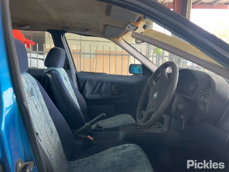 1992 BMW 3 Series Damaged VIN WBACA42050AL28486 – photo 27