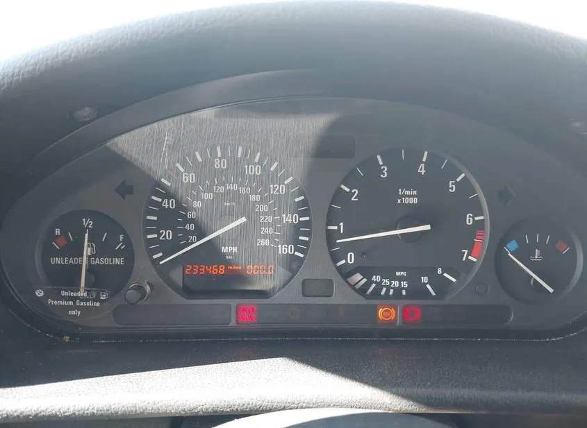 1992 BMW 325i Used VIN WBACB3319NFE02570 – photo 13