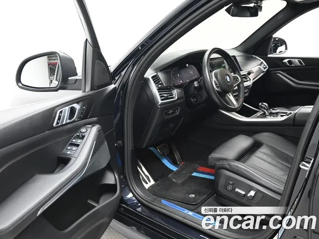 2022 BMW X5 (G05) xDrive 40i M Sport Sold VIN WBACR6104N9K46683 – dashboard