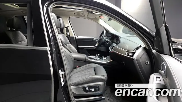 2022 BMW X7 (G07) xDrive 40i Design Pure Excellence 6-Seater Sold VIN WBACW2109N9N04231 – photo 17