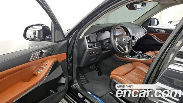 2020 Bmw X7 (G07) Xdrive 30d Design Pure Excellent 6-Seater Sold VIN WBACW8102L9D63876 – front exterior