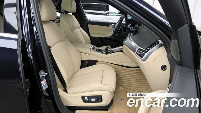 2021 BMW X6 (G06) xDrive40i M Sport Sold VIN WBACY6103M9G30152 – interior seats 2021 BMW X6 (G06) xDrive40i M Sport Sold VIN WBACY6103M9G30152 – interior seats