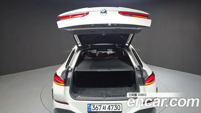 2023 BMW X6 (G06) xDrive40i M Sport Sold VIN WBACY6106P9P97073 – trunk area
