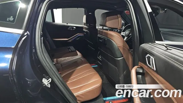 2022 BMW X6 (G06) xDrive40i M Sport Sold VIN WBACY610XN9L66166 – side profile