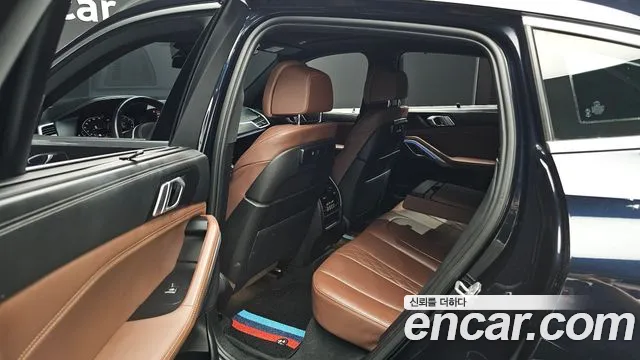 2022 BMW X6 (G06) xDrive40i M Sport Sold VIN WBACY610XN9L66166 – photo 23