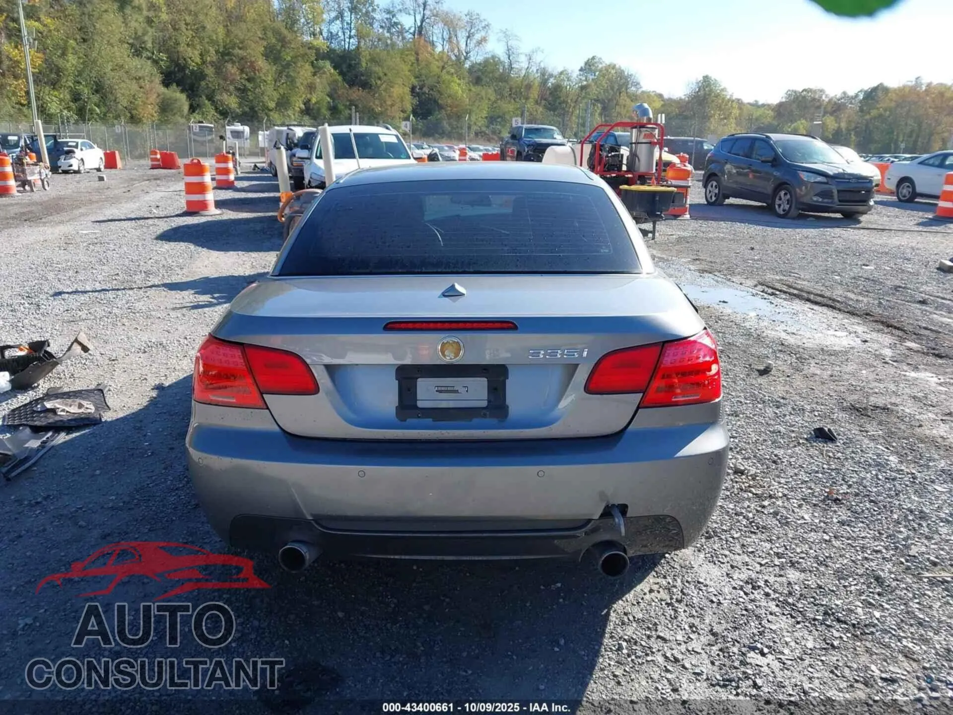 2011 BMW 335I Damaged VIN WBADX7C58BE578959 – photo 17