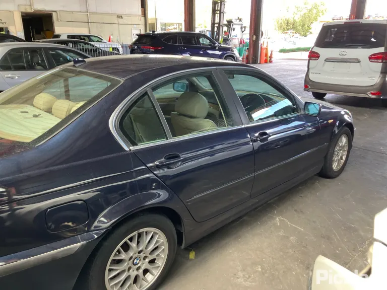 2002 BMW 3 Series Damaged VIN WBAET16010NG38254 – photo 12