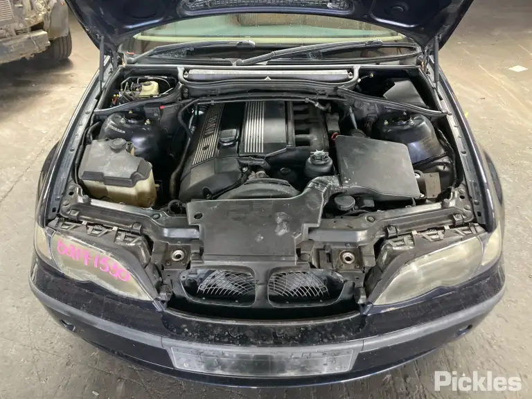 2002 BMW 3 Series Damaged VIN WBAET16010NG38254 – photo 20