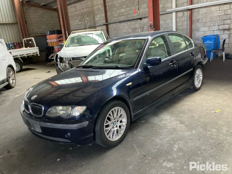 2002 BMW 3 Series Damaged VIN WBAET16010NG38254 – photo 29