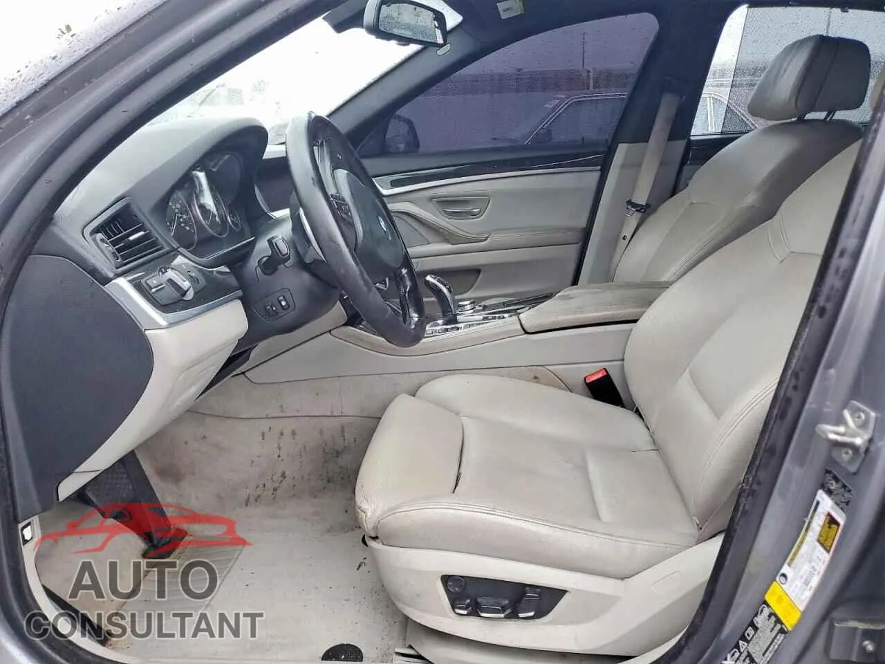 2011 BMW 5 SERIES Damaged VIN WBAFU7C53BDU53892 – exterior detail