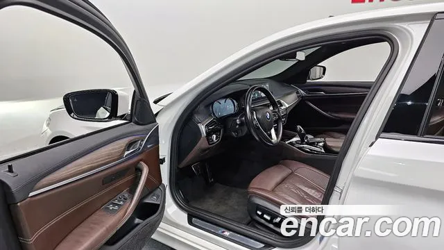 2017 BMW 5Series (G30) 520d M Sport Package Plus Sold VIN WBAJC3102HG921874 – photo 13
