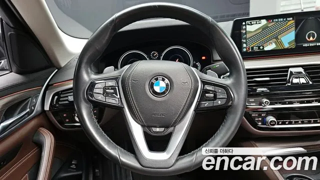 2018 BMW 5 Series (G30) 520d Luxury Plus Sold VIN WBAJC3102JD032144 – photo 12
